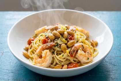 Linguini with Prawns and Roasted Almonds