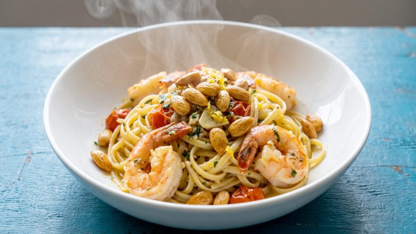 Linguini with Prawns and Roasted Almonds